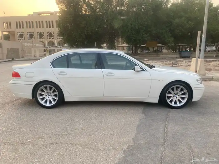 بي ام دبليو 745Il نظيف جدااا 4