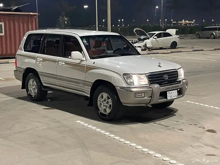 جيب لاندكروزر VX-R قمة النضافة 2002 5