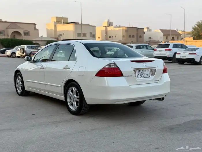 هوندا اكورد 2006 فل كامل جلد (تم البيع) 12