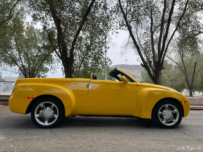 مخزن كشف ونيت بيك اب شيفرولية SSR موديل 2003 77