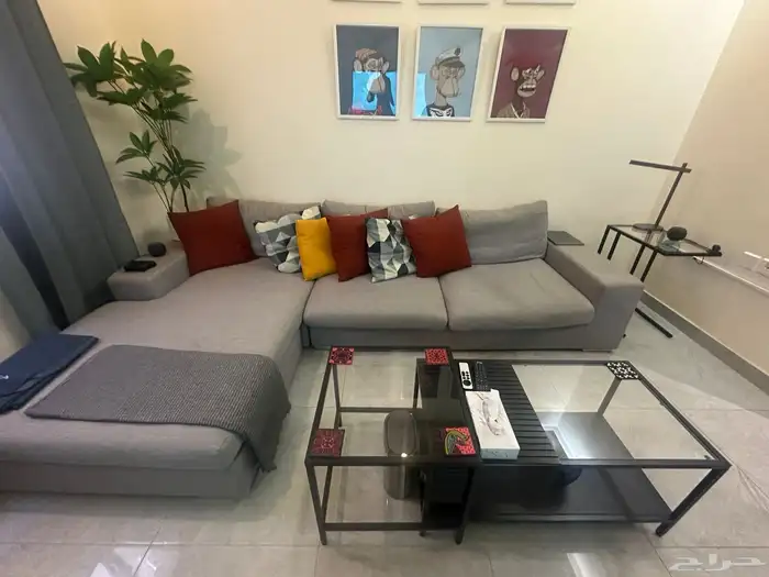 L-Shaped Couch   Coffee tables 2