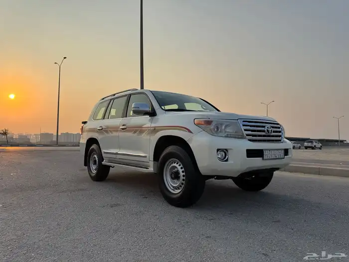 جيب لاندكروزر 2010 G 5