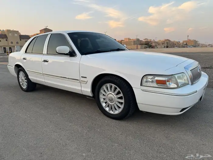 فورد قراند ماركيز 2010 6