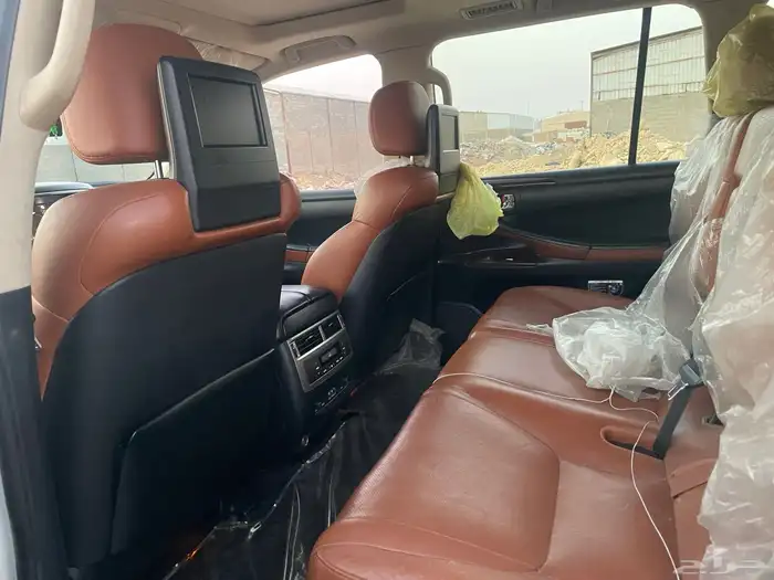 جيب لكزس 2014 5