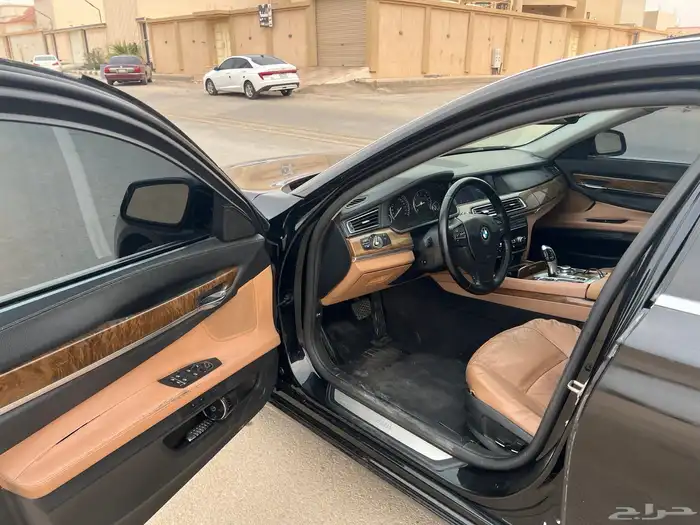 بي ام دبليو 2011 8