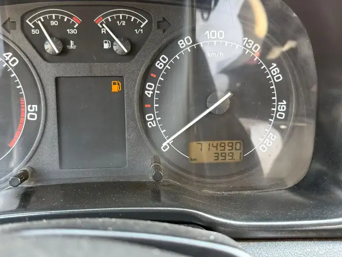 سكودا ديزل 2002 قير عادي محركات نظيفة بدي غير مشروط 4