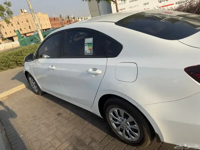 كيا سيراتو 2022 مخزنة 4