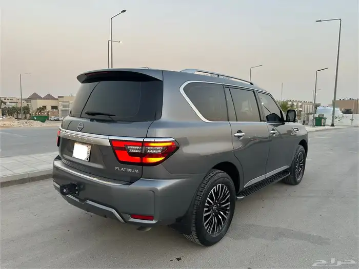 باترول بلاتينيوم 2023 صيانة مجانية 100ألف 2