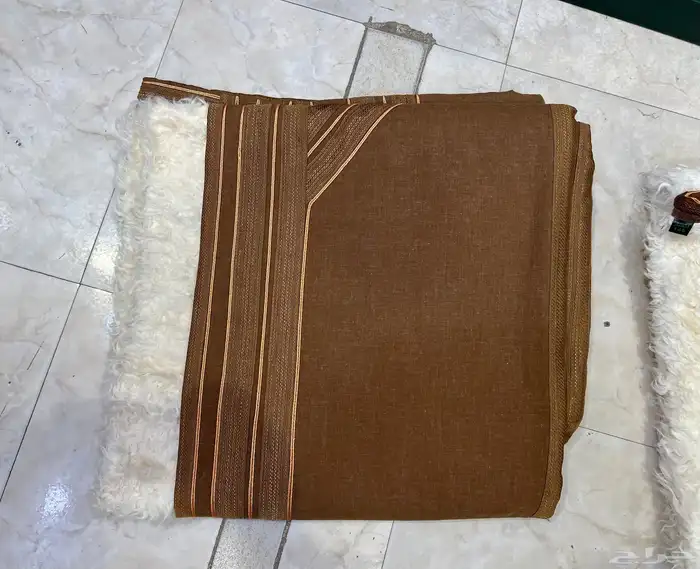 فروة بالجملة بشت وبر 18