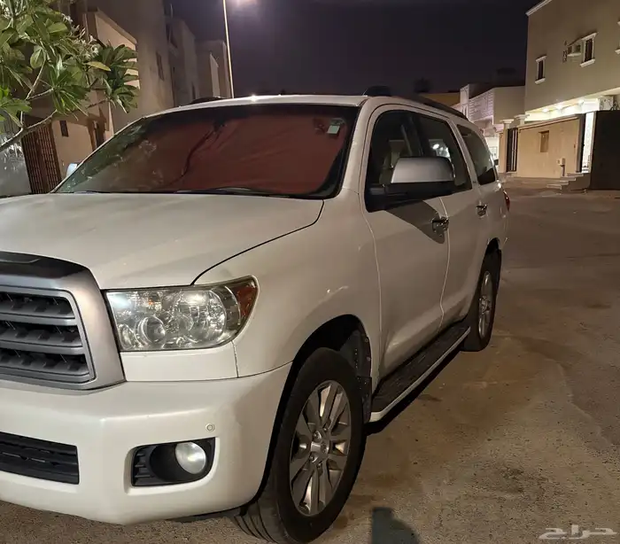 للبيع سكويا 2011 2