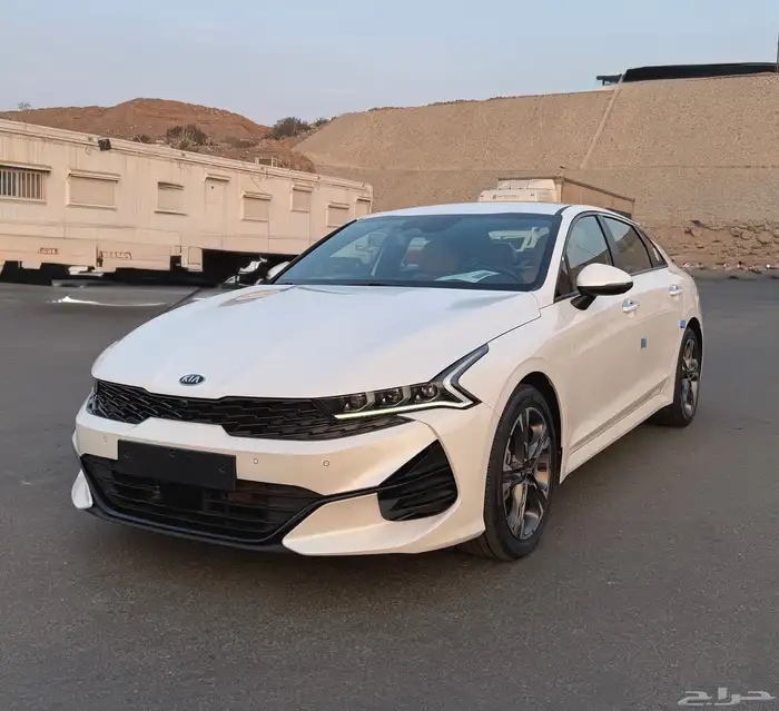 كيا K5 اعلا مواصفات بدون بنورما 2021 داخل جملي للبيع 0