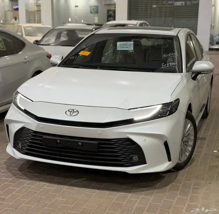 تويوتا كامري ( LE ) نص فل 2025 سعودي ( 121.500 ) شامل 0