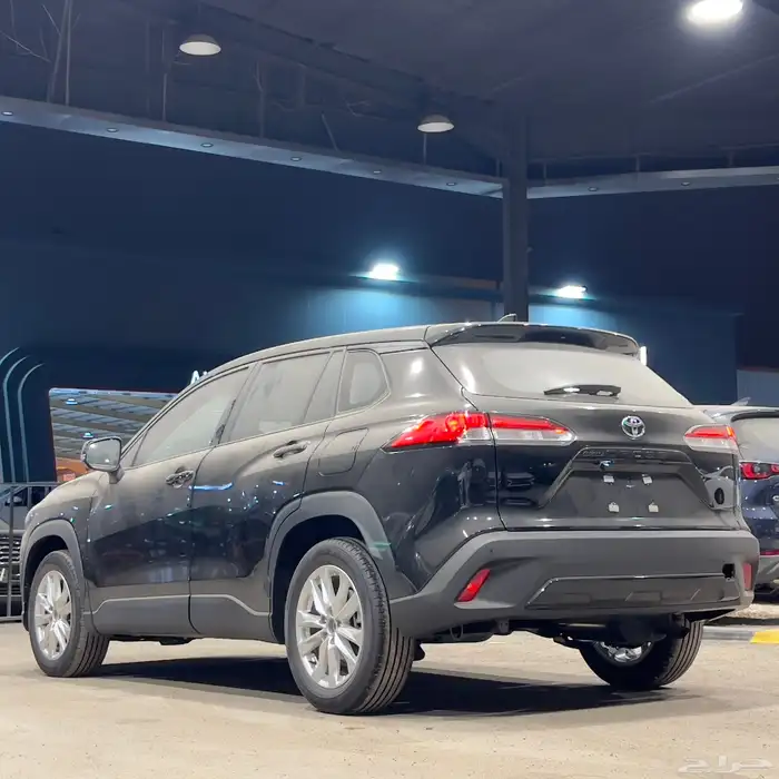 كورولا كروس بنزين 2025 4