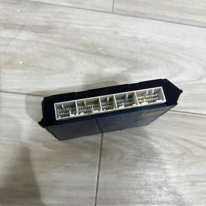 كمبيوتر مكيف لكزس430 2006 سعودي 3