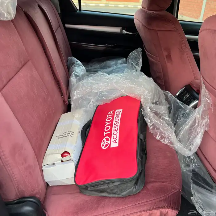 هايلكس 2024 محرك 2800 ديزل قير تماتيك بحالة الوكالة 36