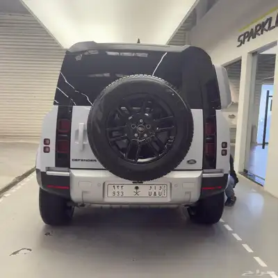 لاند روفر ديفندر 2023 index