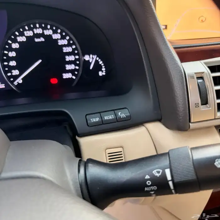 لكزس LS460L VIP موديل 2016 شبه مخزن 50