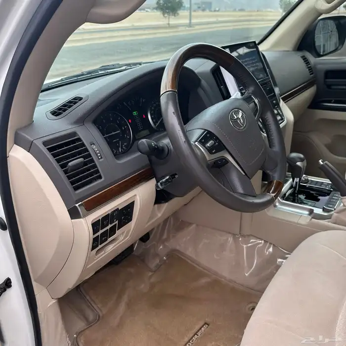 لاندكروزر جي اكس ار 2018 (مخزن )فل كامل 9