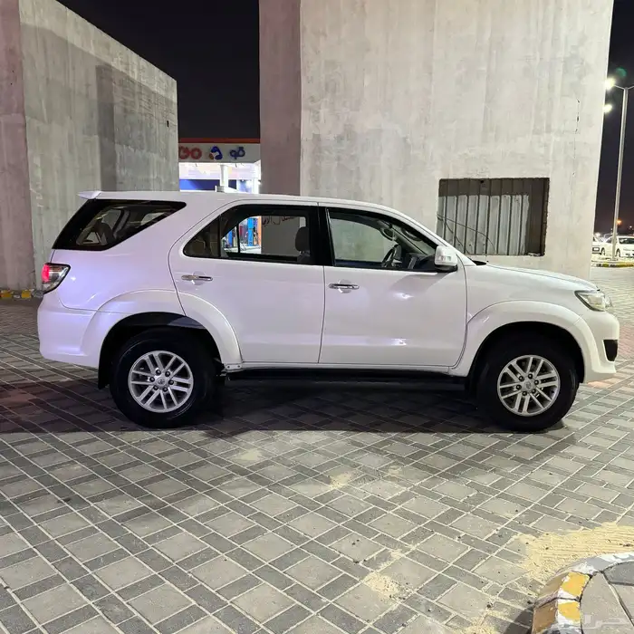 للبيع فورشنر 2013 وكاله 6