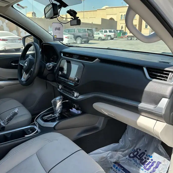 نيسان اكستيرا 2021 نص فل دبل دفلوك 13