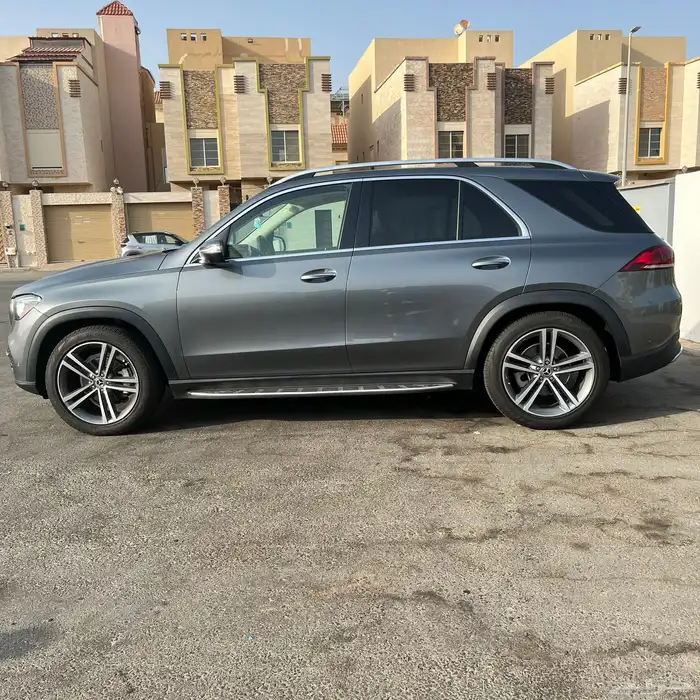 مرسيدس GLE350 بطاقة جمركية اقل سعر 27