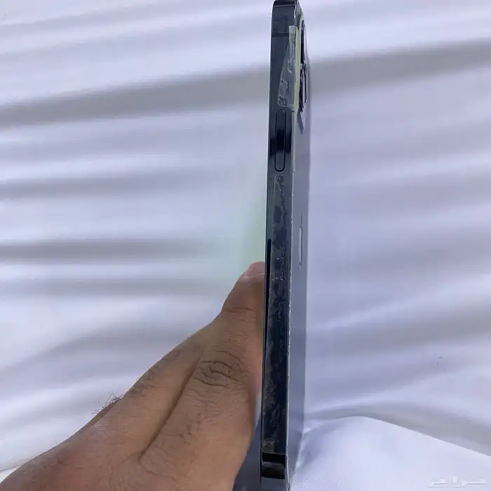 آيفون 12 برو 4