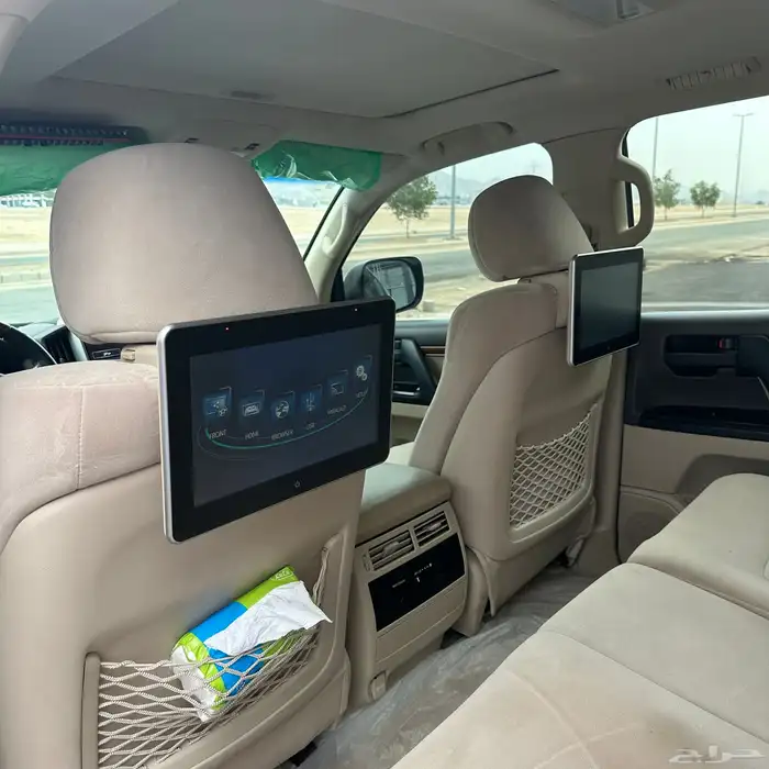 لاندكروزر جي اكس ار 2018 (مخزن )فل كامل 12