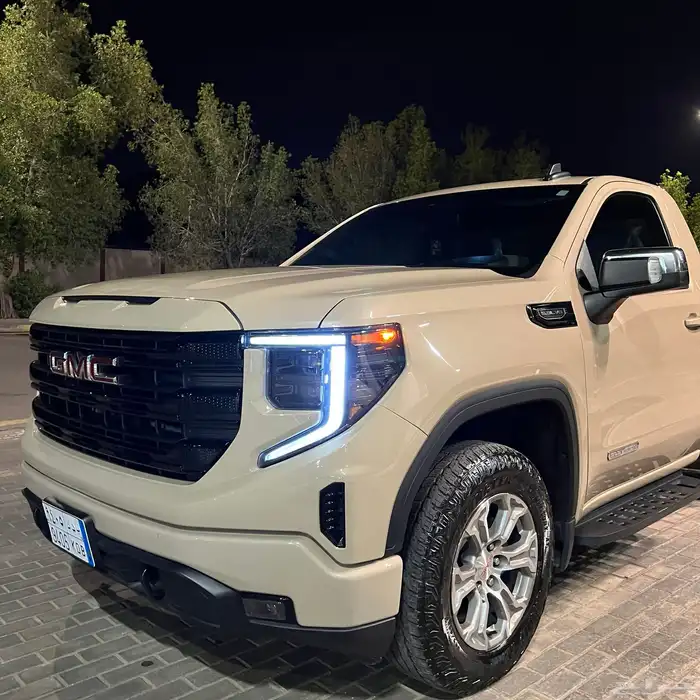 جمس سييرا اليفيشن 2023 بيج بحالة الوكالة . 3