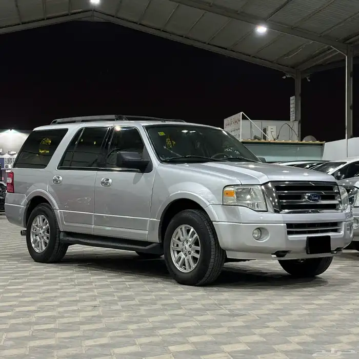 فورد اكسبديشن 2011 بدي وكاله قصير نص فل XLT سعودي 3