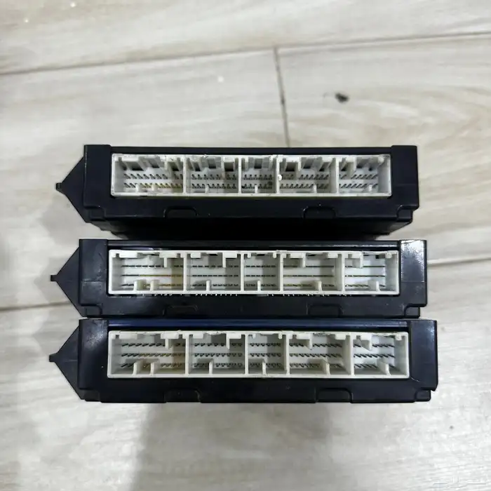 كمبيوتر مكيف لكزس430 2006 سعودي 1