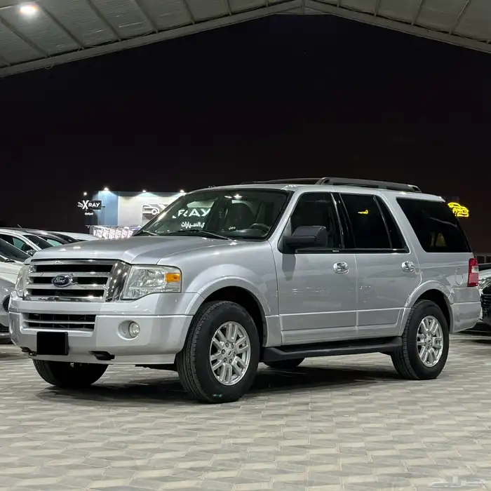 فورد اكسبديشن 2011 بدي وكاله قصير نص فل XLT سعودي 5