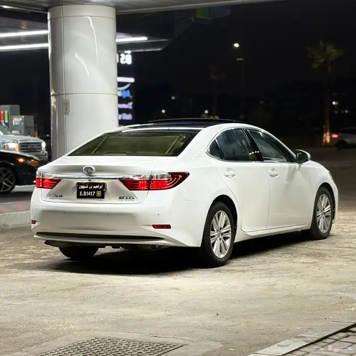 لكزس ES350 بانوراما 2014 مالك الأول من وكاله 10