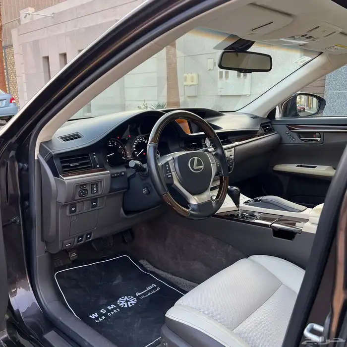 لكزس 2015 ES350 - DD مالك اول بحالة الوكالة 24