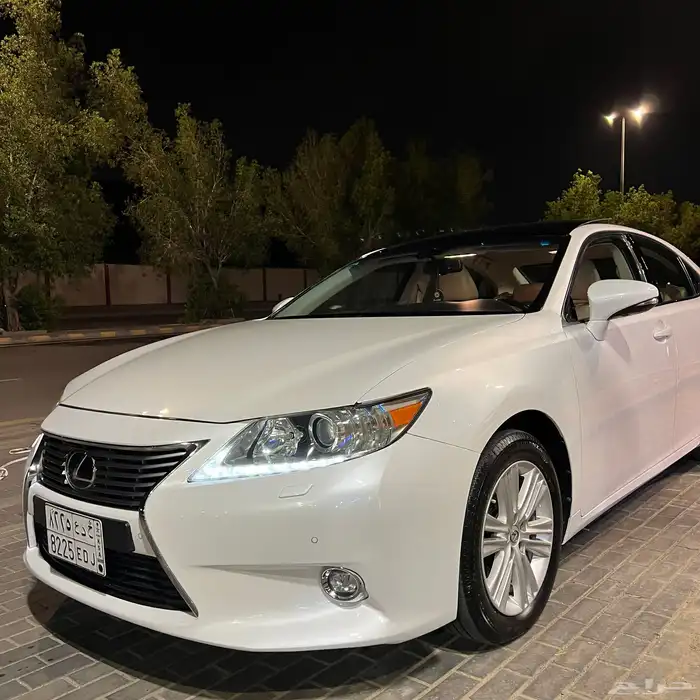 لكزس 2014 ES350 - CC مالك اول بحالة الوكالة 1