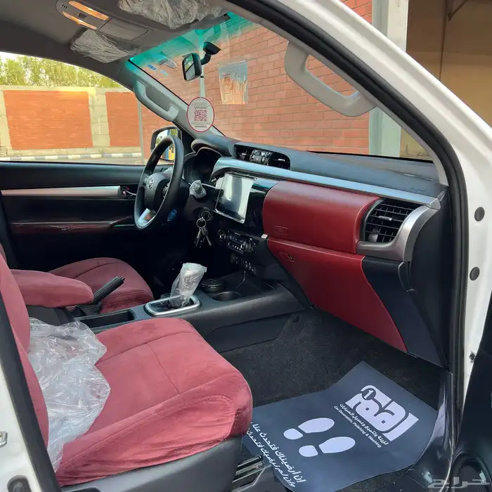 هايلكس 2024 محرك 2800 ديزل قير تماتيك بحالة الوكالة 37