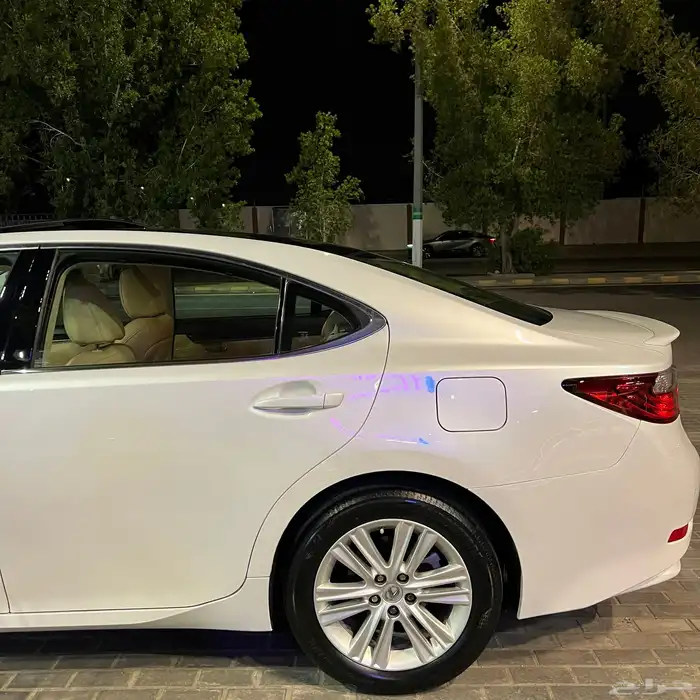 لكزس 2014 ES350 - CC مالك اول بحالة الوكالة 6