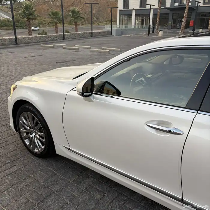 لكزس LS460L VIP موديل 2016 شبه مخزن 5