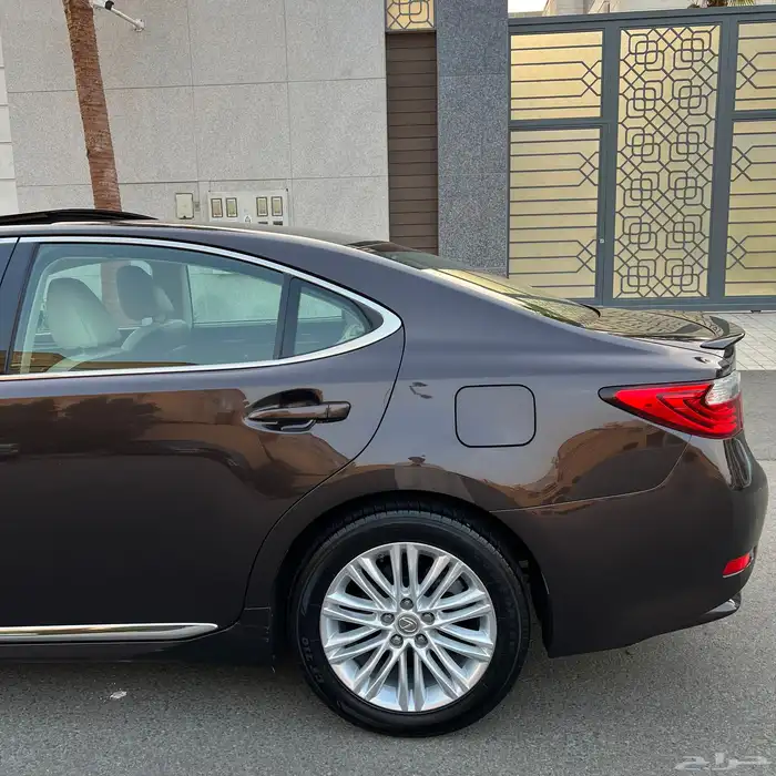 لكزس 2015 ES350 - DD مالك اول بحالة الوكالة 6