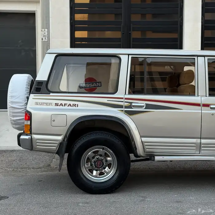 نيسان باترول 1992 10