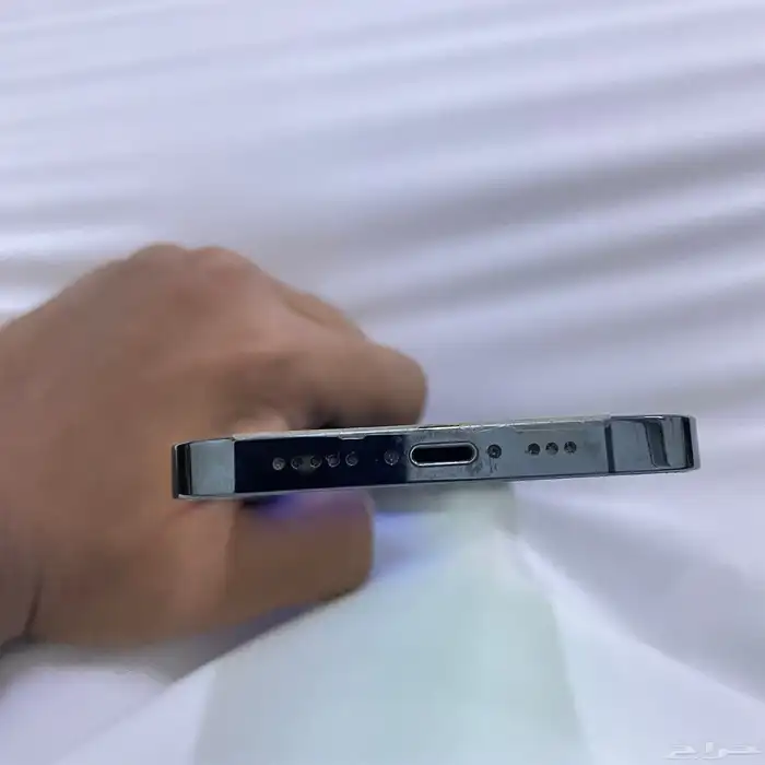 آيفون 12 برو 5