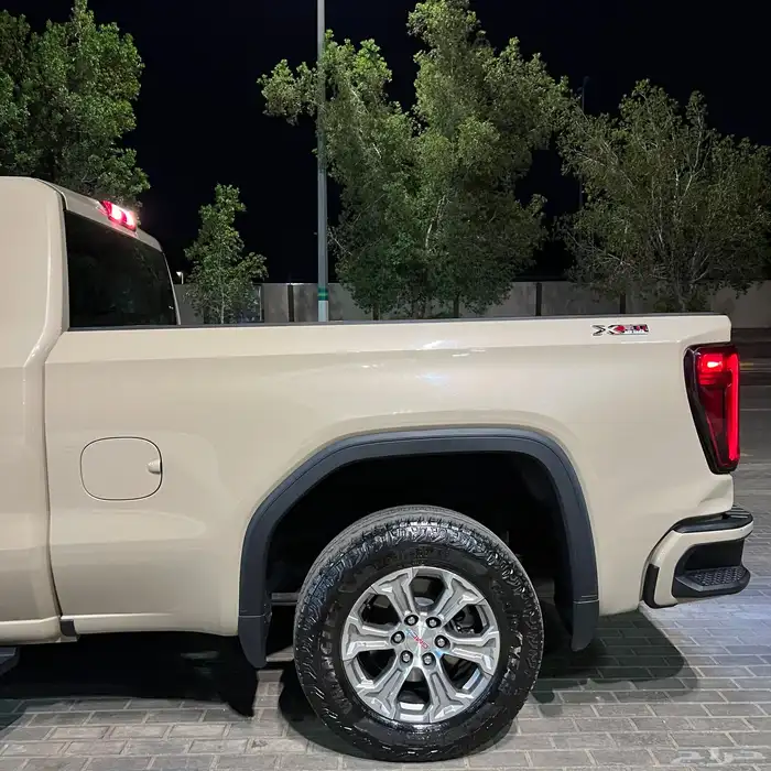 جمس سييرا اليفيشن 2023 بيج بحالة الوكالة . 7