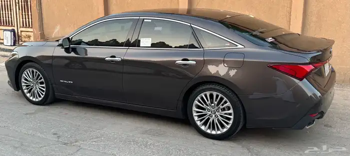 تويوتا افالون 2019 3