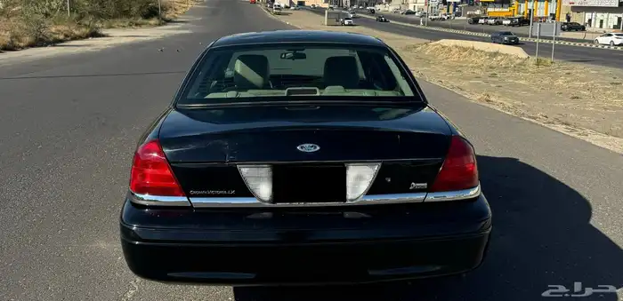 فورد كراون فكتوريا 2011 للبيع 3