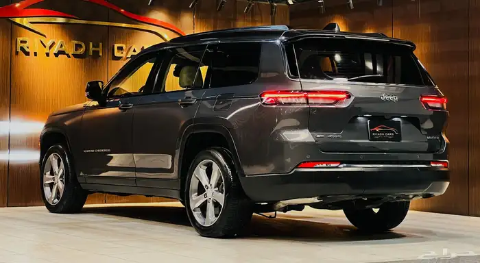 جراند شيروكي 2021 فل كامل لمتد ( بحاله ممتازه) 3