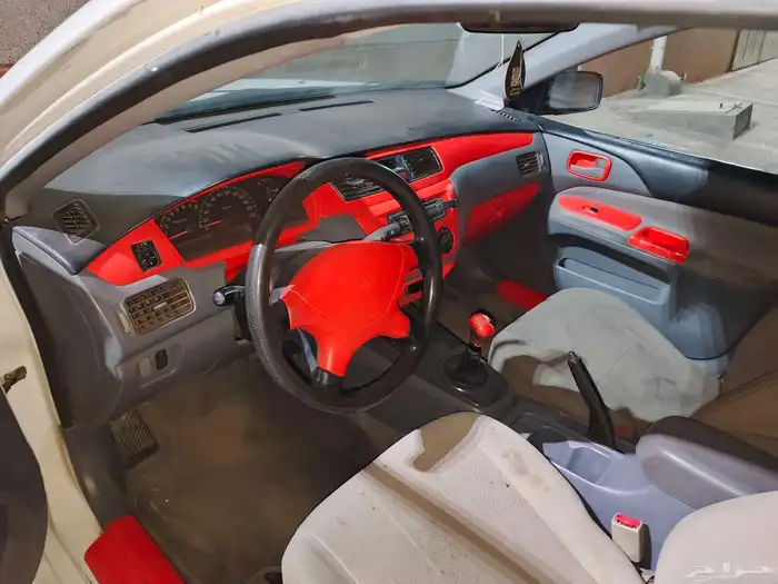 متسوبيسي لانسر بومة 2004 2