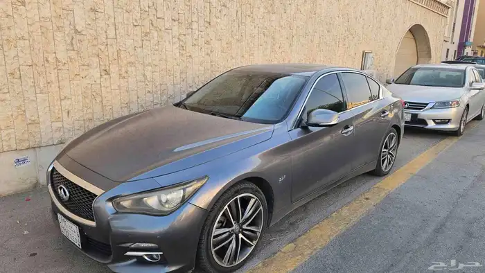 انفينتي Q50 3