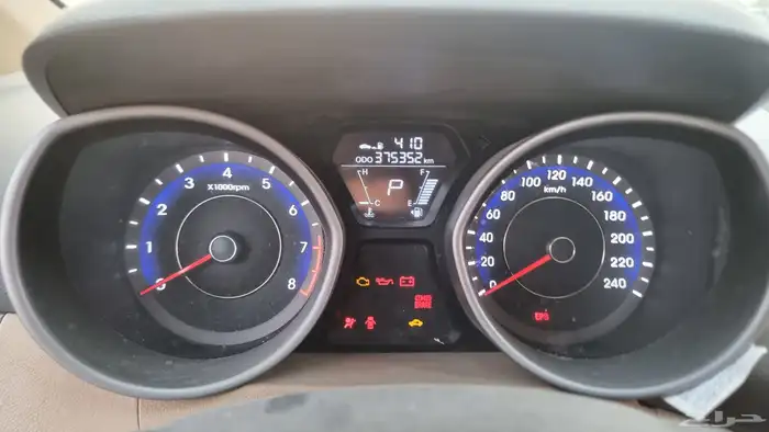 هونداي النترا 2012 Hyundai Elantra 4