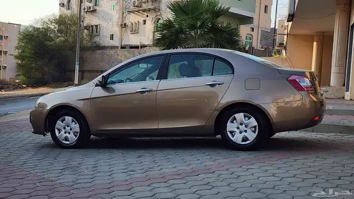 جيلي ايميجراند 7 ممشى قليل على الشرط 2014 6