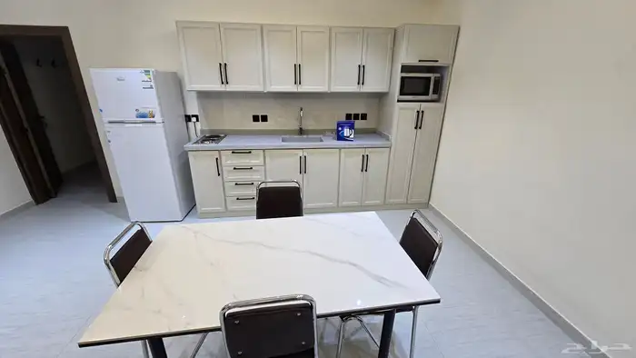 للإيجار شقة مفروشة بالرياض حي الفيحاء 5