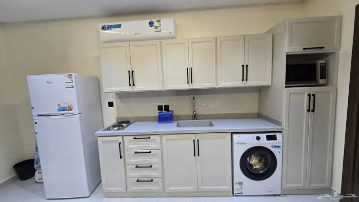 للإيجار شقة مفروشة بالرياض حي الفيحاء 9